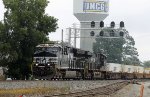 NS 3608 & 8087 lead train 213 past the signals at Aycock